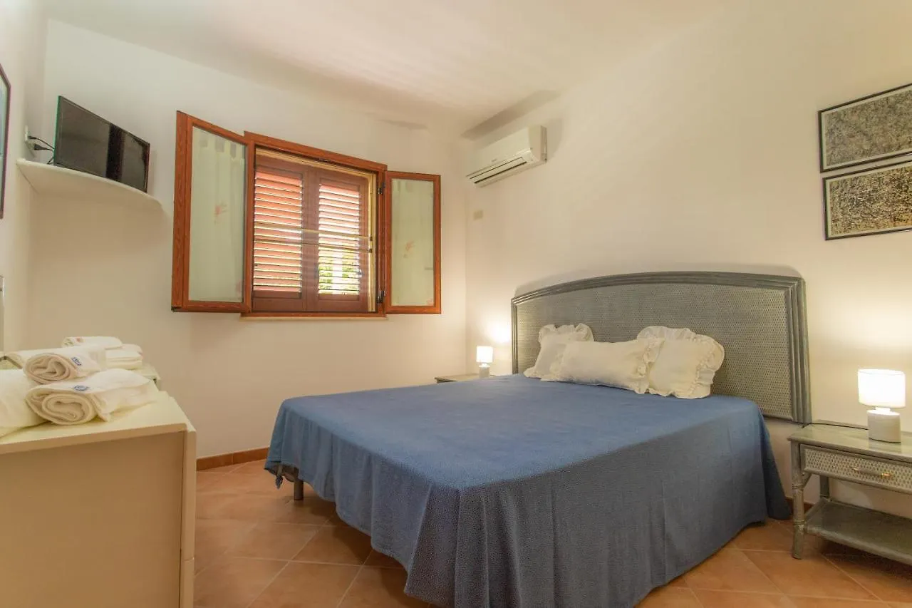 Appartamento Oasi Di Cala Pisana LMP Italia