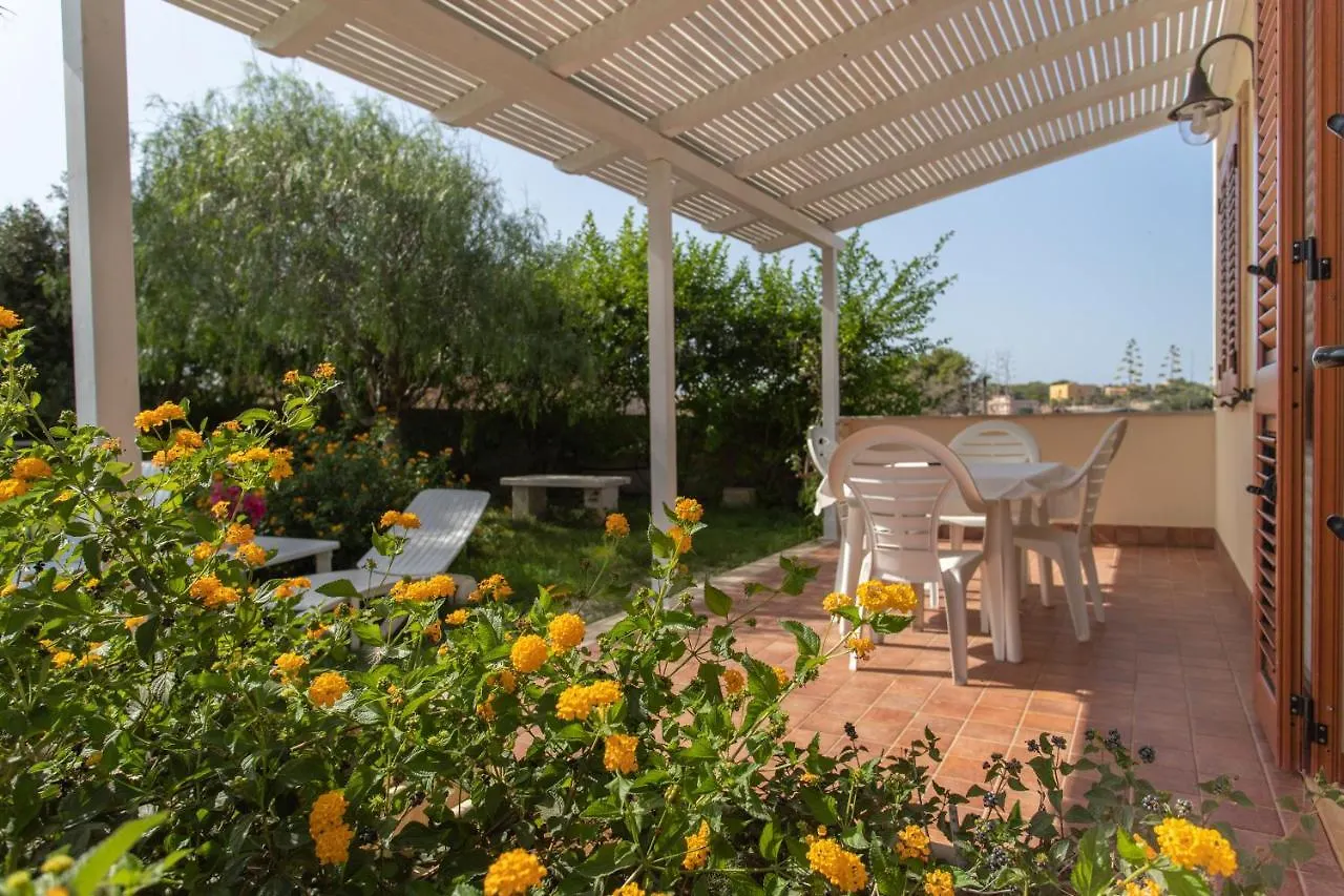 Appartamento Oasi Di Cala Pisana LMP 0*,  Italia